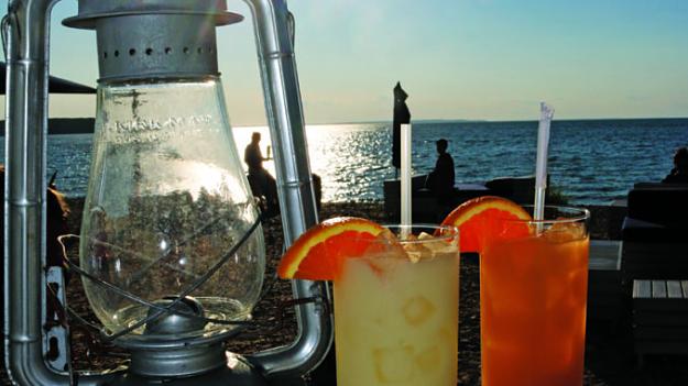 Click to Enlarge

Name: montauk-drinks.jpg
Size: 142 KB