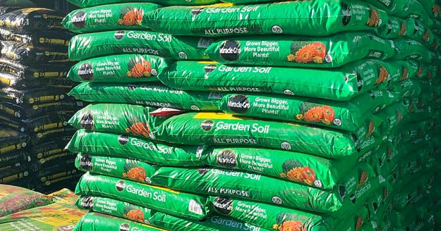 Click to Enlarge

Name: Miracle-Gro-Garden-Soil.jpg
Size: 273 KB