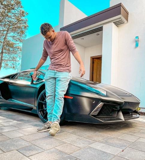 Click to Enlarge

Name: lambo.jpg
Size: 205 KB