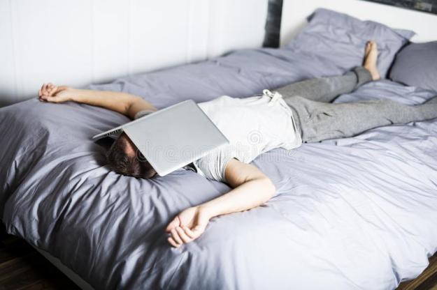 Click to Enlarge

Name: man-sleeping-over-laptop-computer-bed-man-sleeping-over-laptop-computer-bed-100368627.jpg
Size: 44 KB