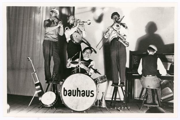 Click to Enlarge

Name: Bauhausbild.jpg
Size: 107 KB